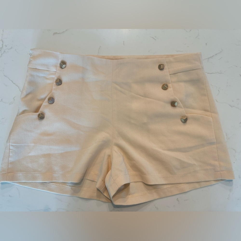 Shorts size Medium